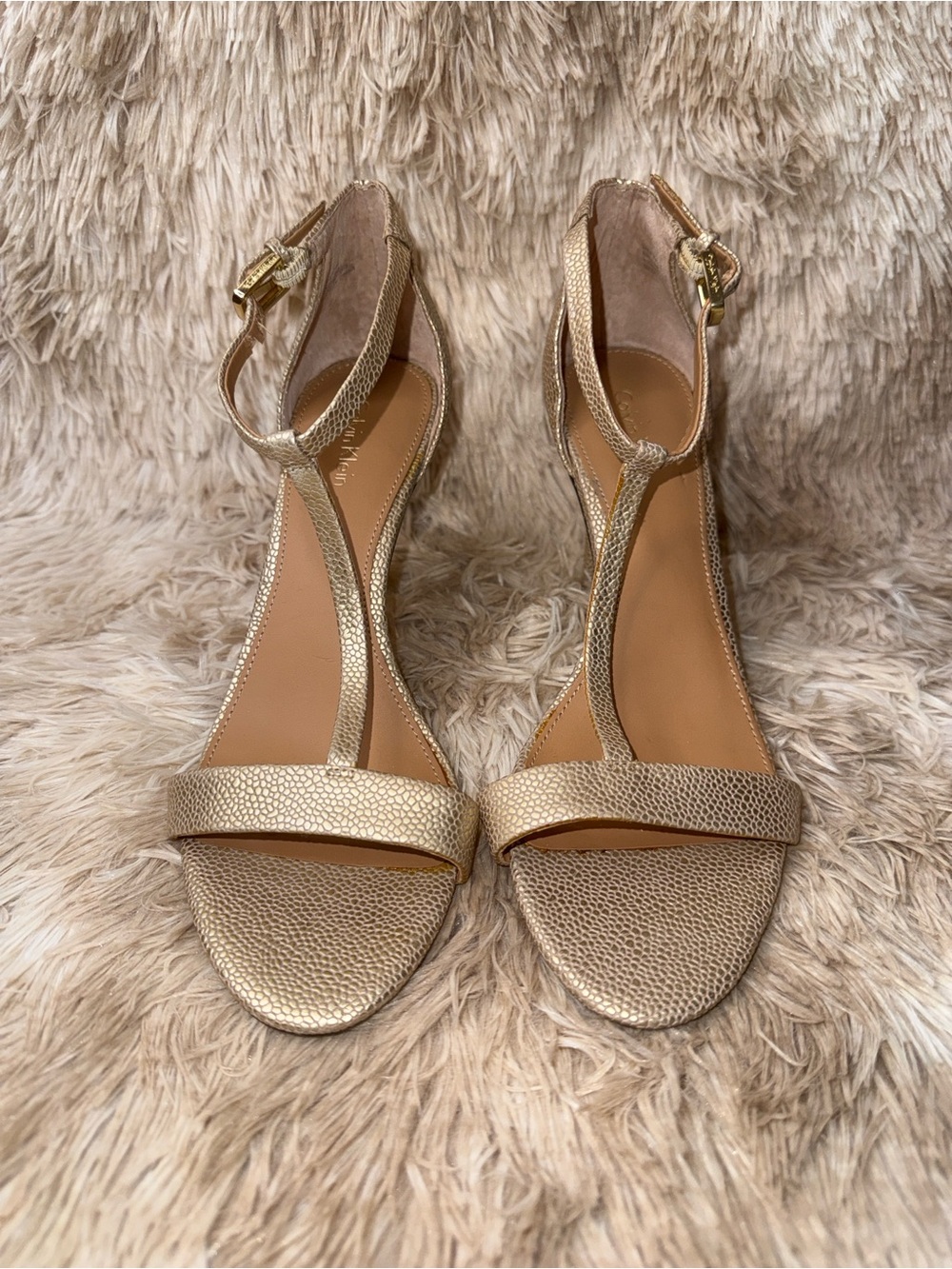 NWT CALVIN KLEIN Gold T-Strap High Heel Sandals - Picture 2 of 12